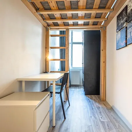 Apartment Velehradska Prague