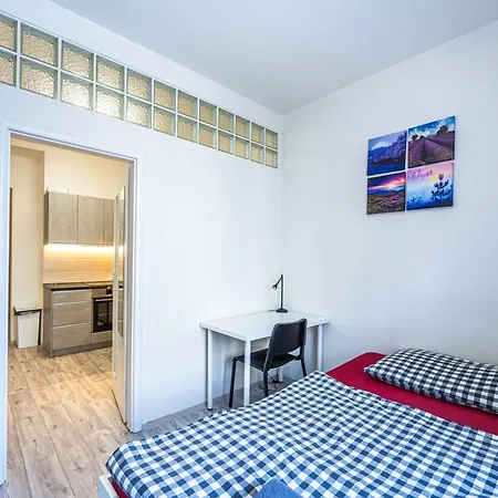 Apartment Velehradska Prague