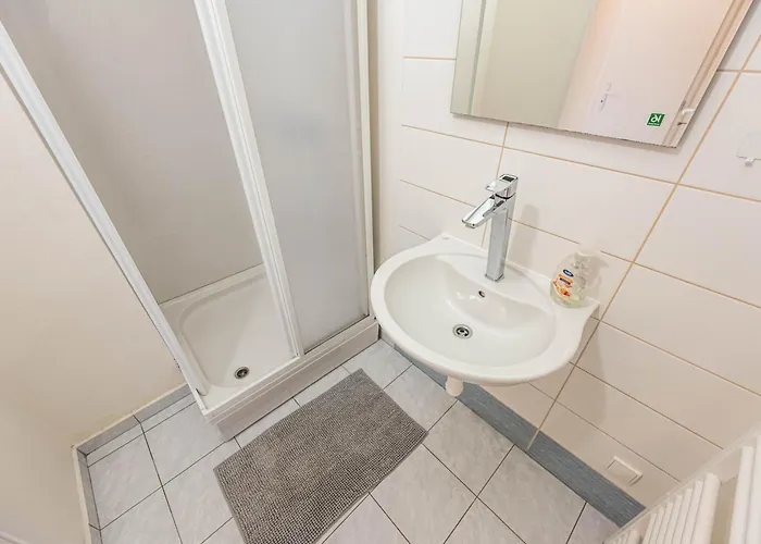 Velehradska Apartment Prag